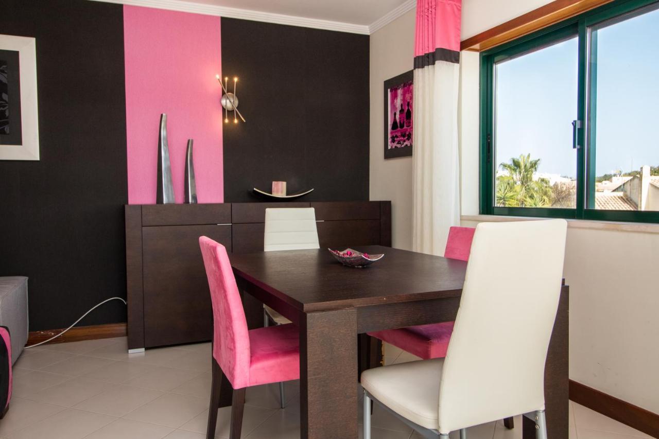 Family Apartment - Pool And Garden & Playground & Beach & Αλμπουφέιρα Εξωτερικό φωτογραφία